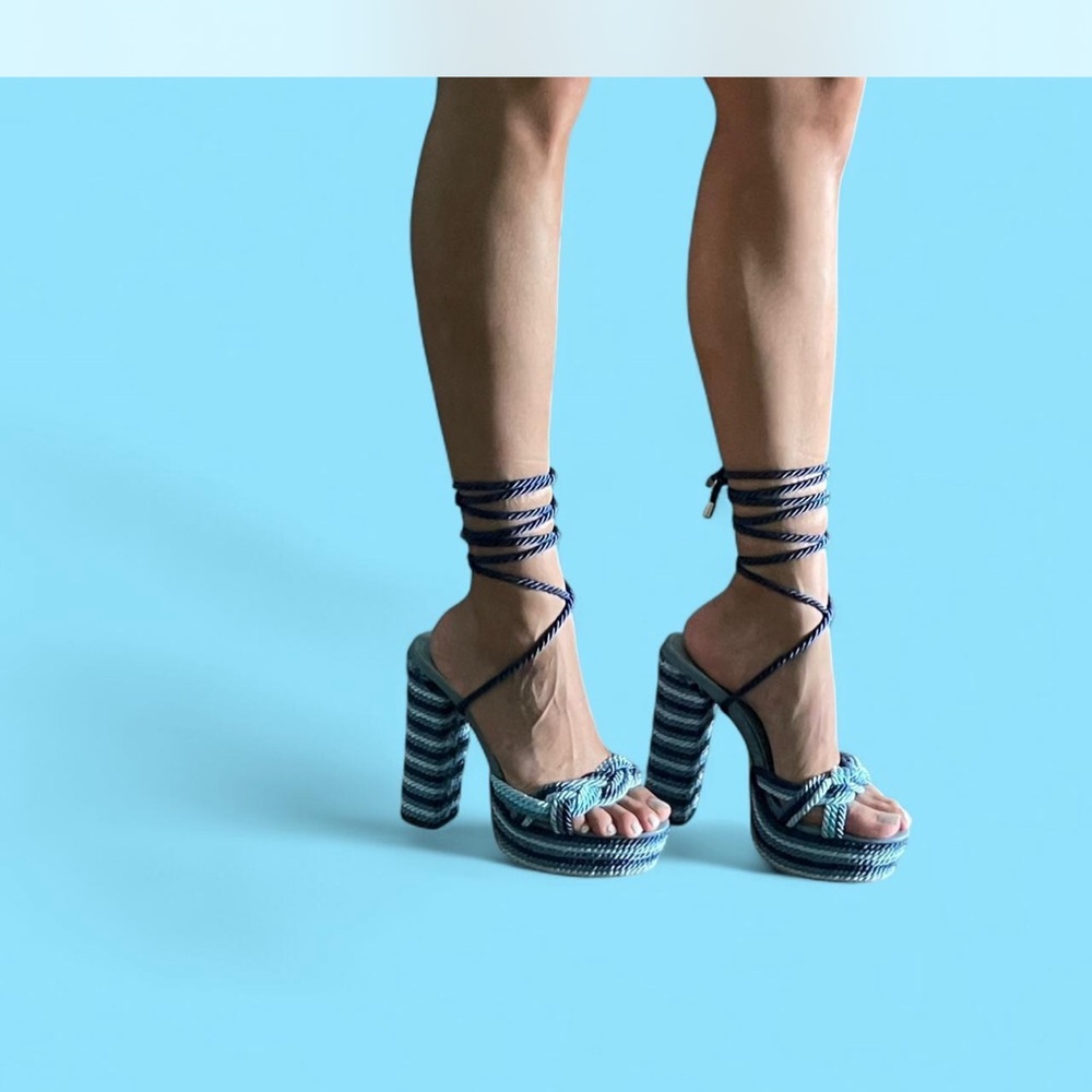 Elegant Blue Strappy Platform Sandals
